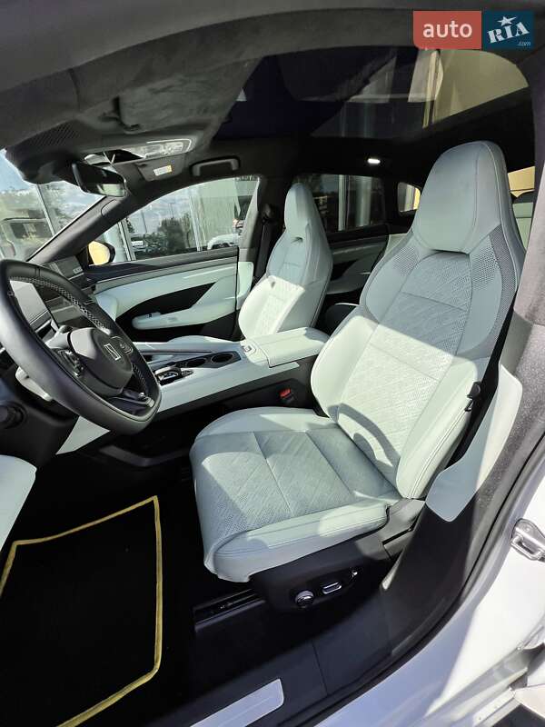 Внедорожник / Кроссовер Zeekr 001 2024 в Днепре