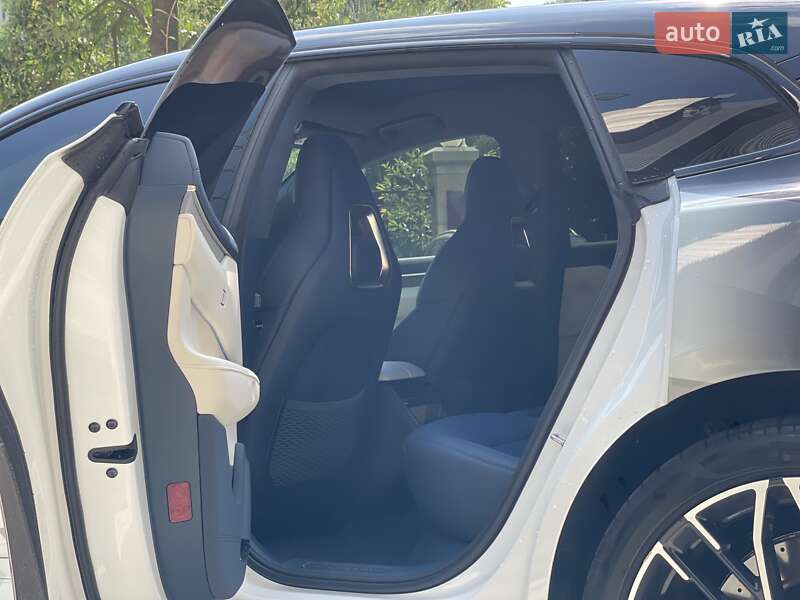 Внедорожник / Кроссовер Zeekr 001 2024 в Одессе