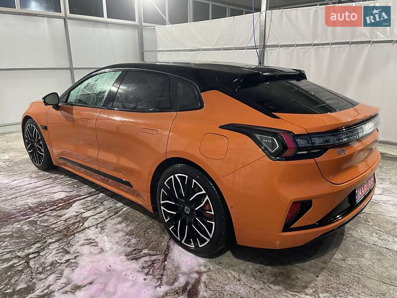 Позашляховик / Кросовер Zeekr 001 2024 в Кролевці