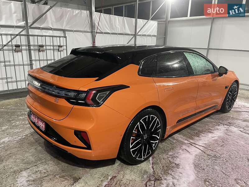 Позашляховик / Кросовер Zeekr 001 2024 в Кролевці