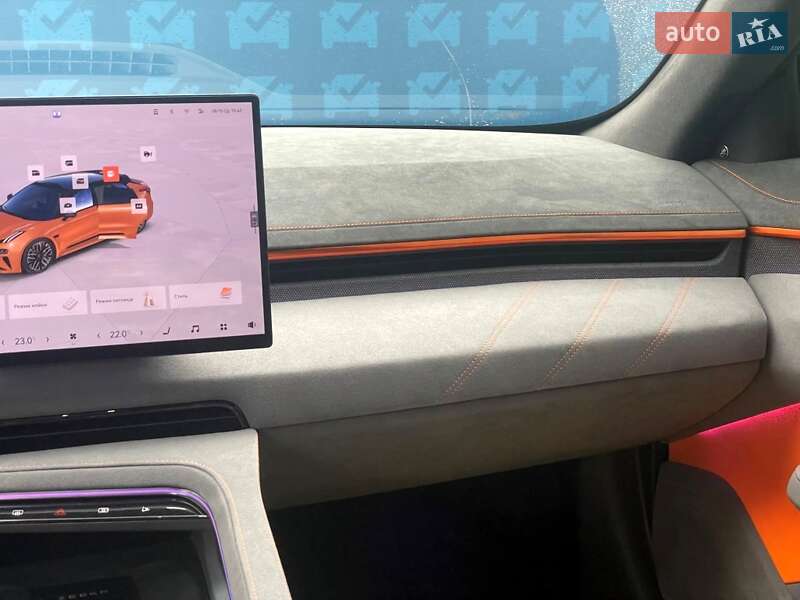 Внедорожник / Кроссовер Zeekr 001 2024 в Киеве