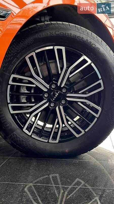 Позашляховик / Кросовер Zeekr 001 2024 в Дніпрі