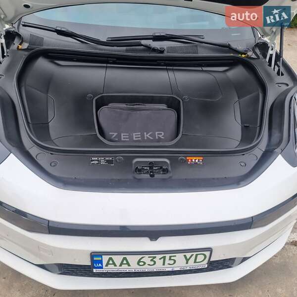 Внедорожник / Кроссовер Zeekr 001 2022 в Киеве