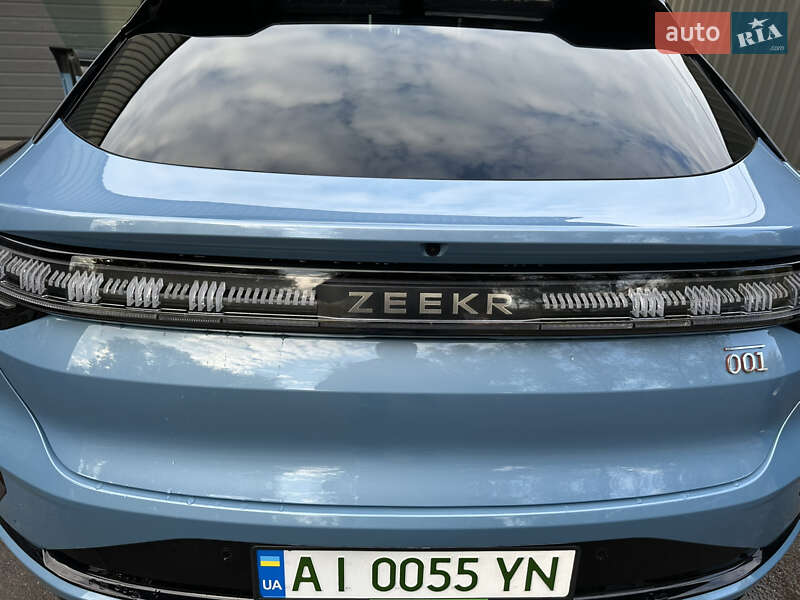 Внедорожник / Кроссовер Zeekr 001 2025 в Киеве