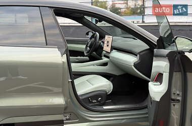 Позашляховик / Кросовер Zeekr 001 2024 в  фото 25 Позашляховик / Кросовер Zeekr 001 2024 в