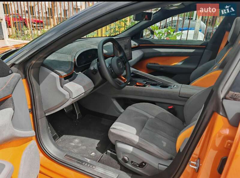 Позашляховик / Кросовер Zeekr 001 2024 в Києві фото 7 Позашляховик / Кросовер Zeekr 001 2024 в Києві