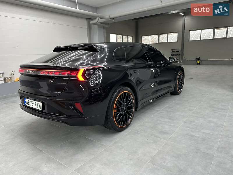 Позашляховик / Кросовер Zeekr 001 2024 в Дніпрі