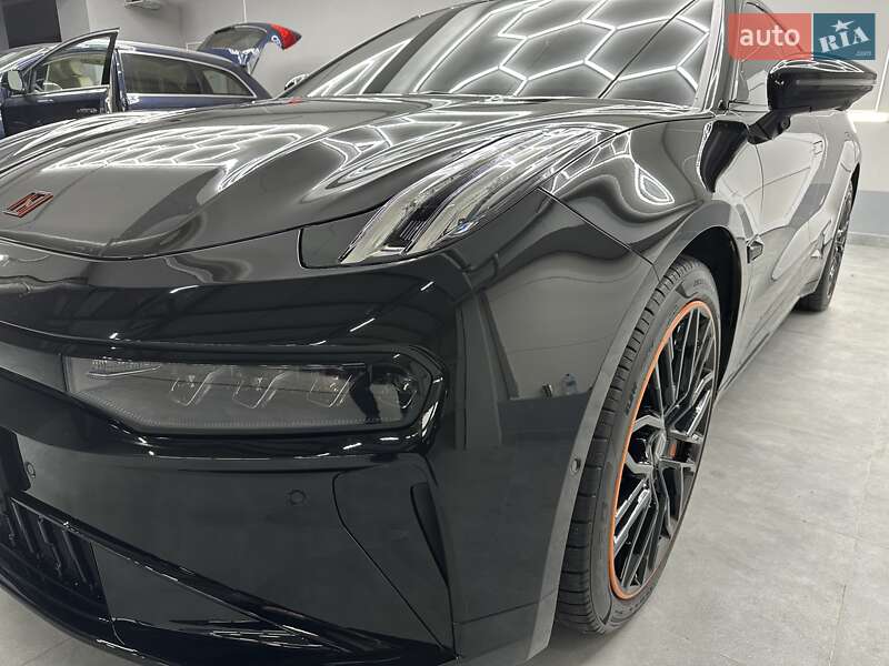 Позашляховик / Кросовер Zeekr 001 2024 в Дніпрі