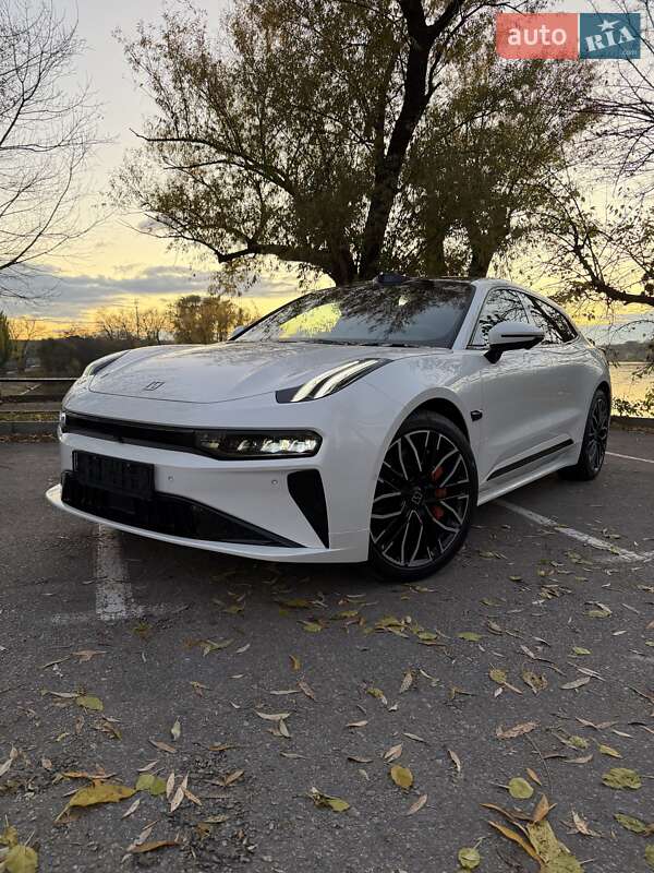 Позашляховик / Кросовер Zeekr 001 2025 в Кропивницькому фото 15 Позашляховик / Кросовер Zeekr 001 2025 в Кропивницькому