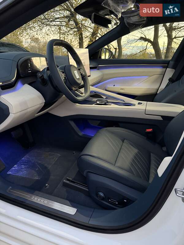Позашляховик / Кросовер Zeekr 001 2025 в Кропивницькому фото 44 Позашляховик / Кросовер Zeekr 001 2025 в Кропивницькому