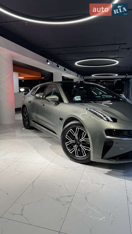 Внедорожник / Кроссовер Zeekr 001 2024 в Киеве