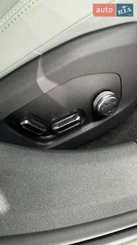 Внедорожник / Кроссовер Zeekr 001 2024 в Киеве