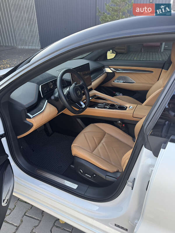 Внедорожник / Кроссовер Zeekr 001 2023 в Умани