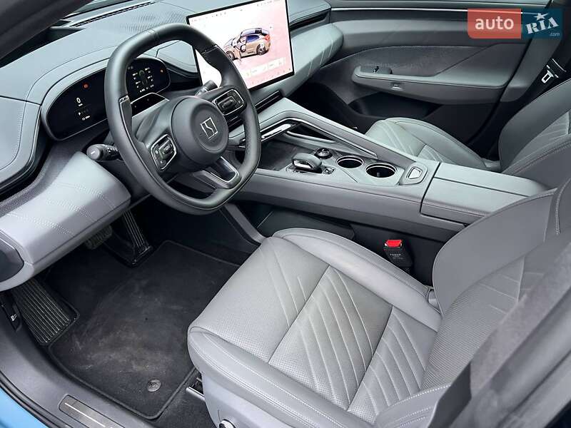 Внедорожник / Кроссовер Zeekr 001 2024 в Киеве