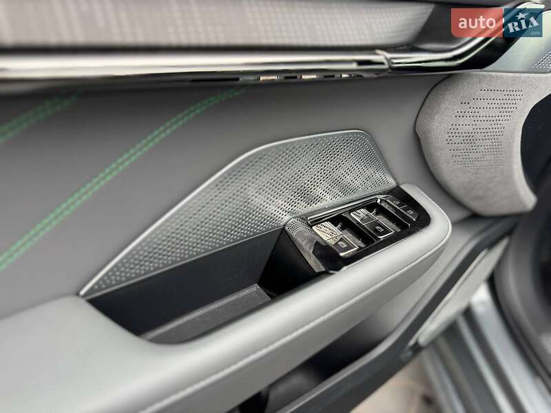 Внедорожник / Кроссовер Zeekr 001 2023 в Киеве