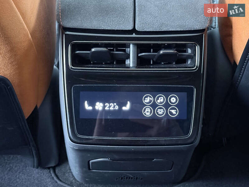 Внедорожник / Кроссовер Zeekr 001 2023 в Черновцах