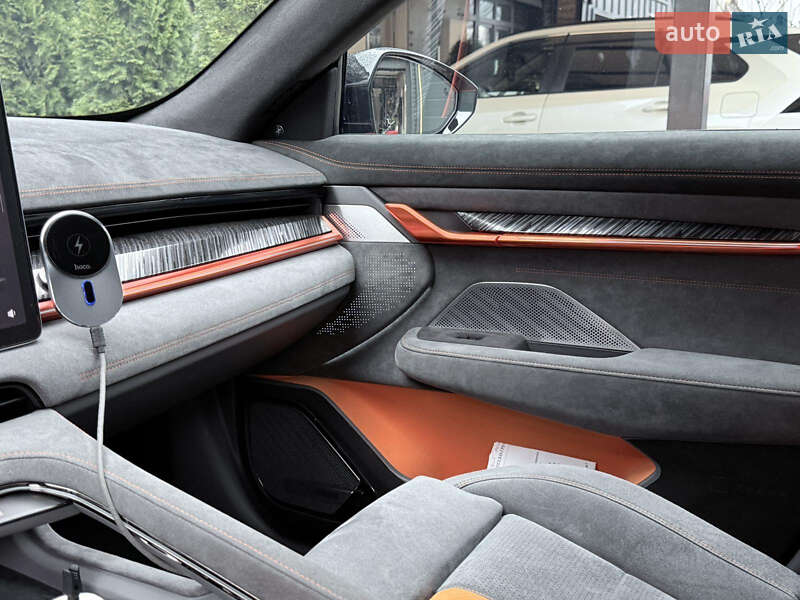 Внедорожник / Кроссовер Zeekr 001 2023 в Черновцах