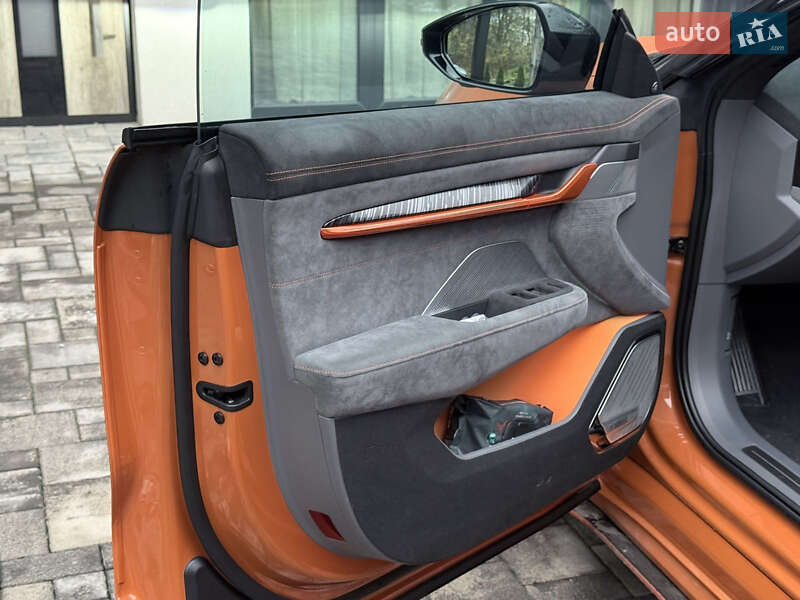 Внедорожник / Кроссовер Zeekr 001 2023 в Черновцах