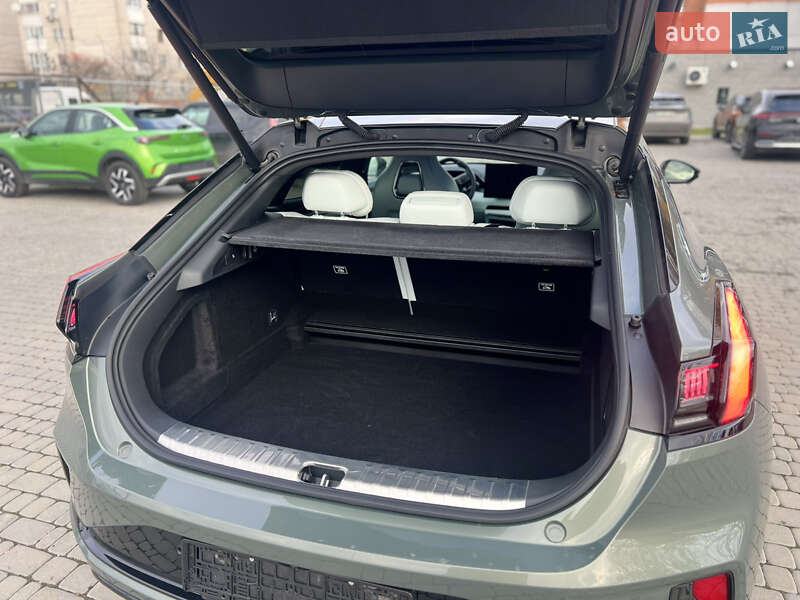 Позашляховик / Кросовер Zeekr 001 2024 в Луцьку фото 25 Позашляховик / Кросовер Zeekr 001 2024 в Луцьку