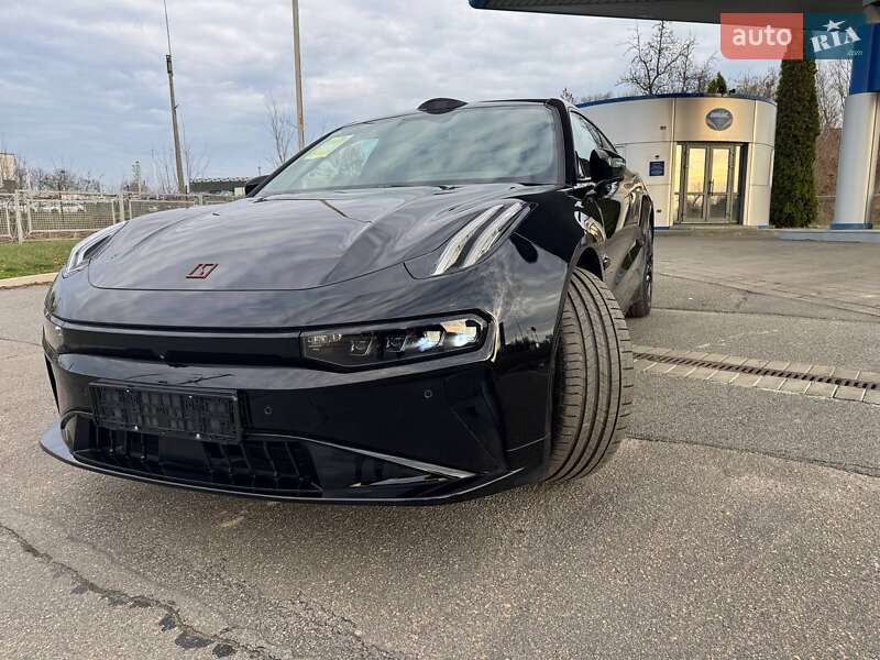 Позашляховик / Кросовер Zeekr 001 2025 в Києві