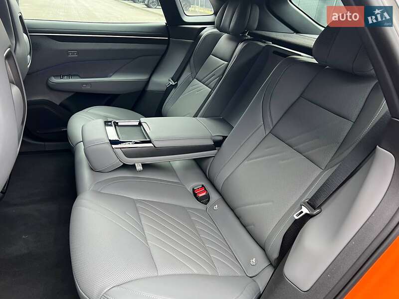 Внедорожник / Кроссовер Zeekr 001 2024 в Львове