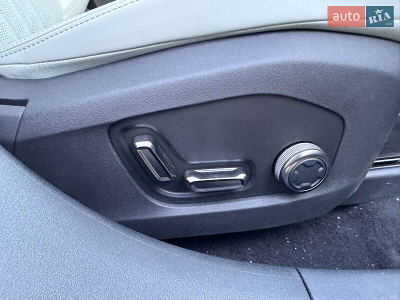 Внедорожник / Кроссовер Zeekr 001 2024 в Киеве