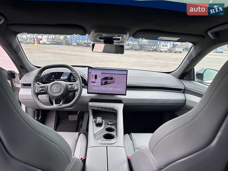 Позашляховик / Кросовер Zeekr 001 2024 в Львові