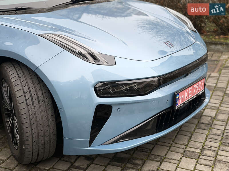 Внедорожник / Кроссовер Zeekr 001 2025 в Ивано-Франковске