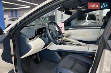 Позашляховик / Кросовер Zeekr 001 2024 в Дніпрі