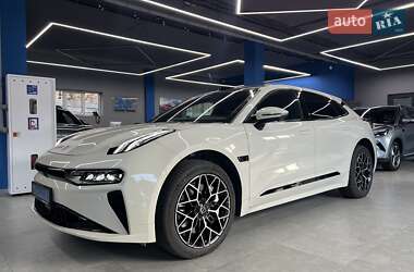 Позашляховик / Кросовер Zeekr 001 2024 в Дніпрі