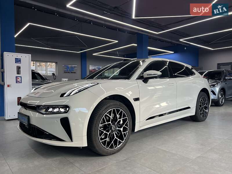 Позашляховик / Кросовер Zeekr 001 2024 в Дніпрі