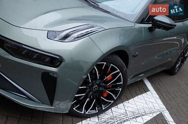 Позашляховик / Кросовер Zeekr 001 2024 в Києві