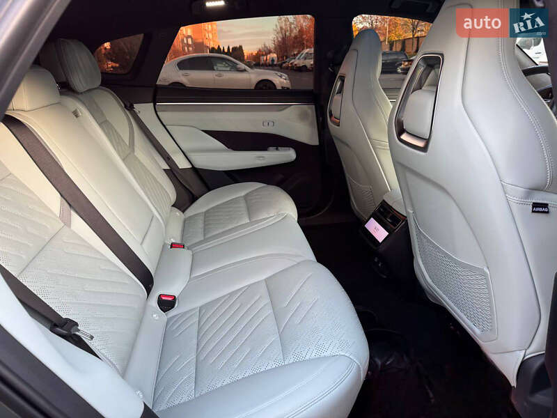 Внедорожник / Кроссовер Zeekr 001 2024 в Киеве