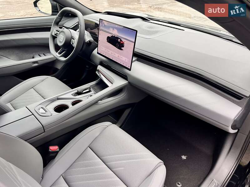 Позашляховик / Кросовер Zeekr 001 2025 в Києві