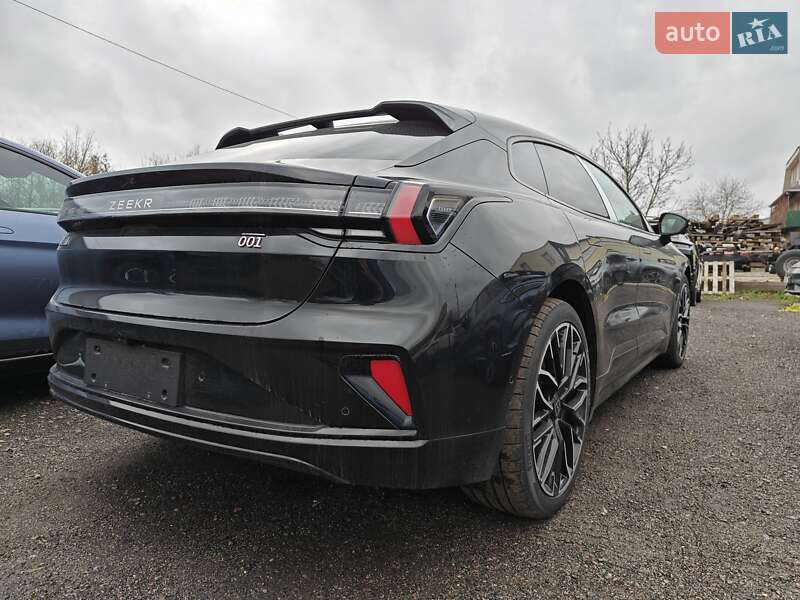 Позашляховик / Кросовер Zeekr 001 2025 в Києві