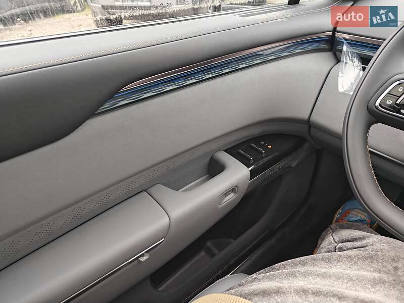 Позашляховик / Кросовер Zeekr 001 2025 в Києві