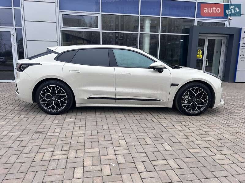 Внедорожник / Кроссовер Zeekr 001 2024 в Кременчуге