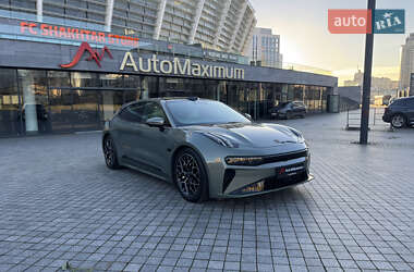 Позашляховик / Кросовер Zeekr 001 2024 в Києві