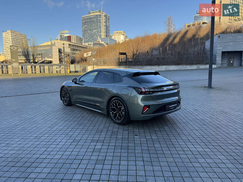 Позашляховик / Кросовер Zeekr 001 2024 в Києві