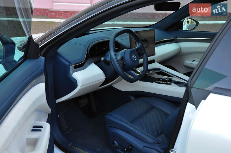 Позашляховик / Кросовер Zeekr 001 2024 в Одесі