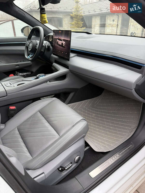 Позашляховик / Кросовер Zeekr 001 2024 в Кам'янець-Подільському