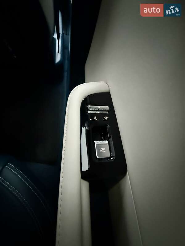 Позашляховик / Кросовер Zeekr 001 2022 в Вінниці