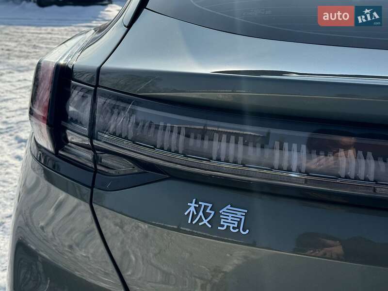 Внедорожник / Кроссовер Zeekr 001 2024 в Каменец-Подольском