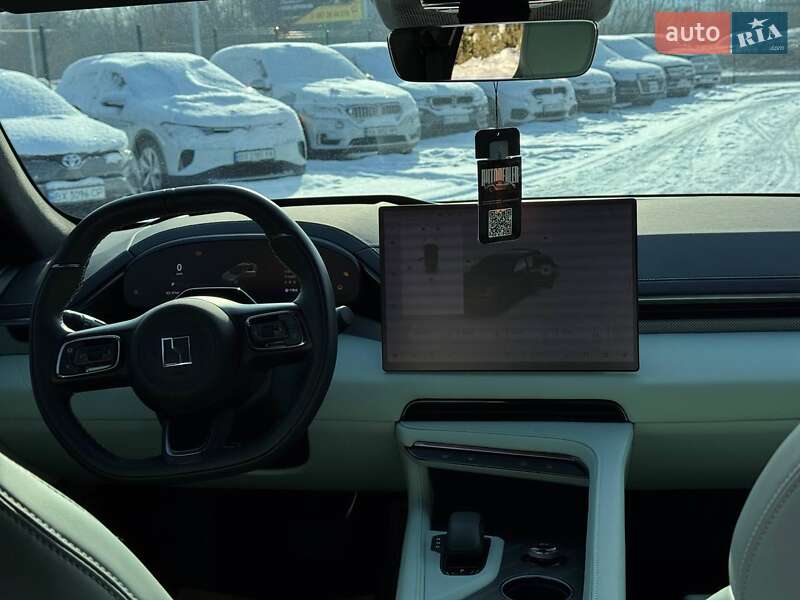 Внедорожник / Кроссовер Zeekr 001 2024 в Каменец-Подольском