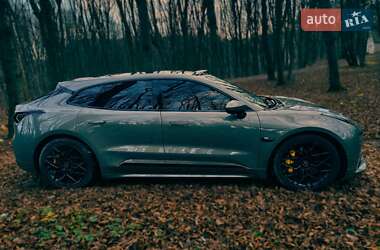 Внедорожник / Кроссовер Zeekr 001 2024 в Красилове