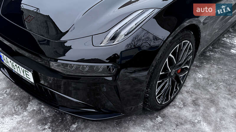 Позашляховик / Кросовер Zeekr 001 2024 в Києві