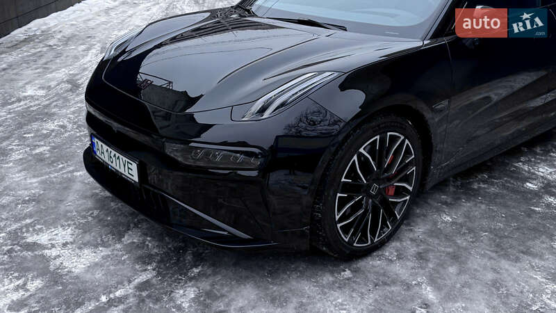 Позашляховик / Кросовер Zeekr 001 2024 в Києві