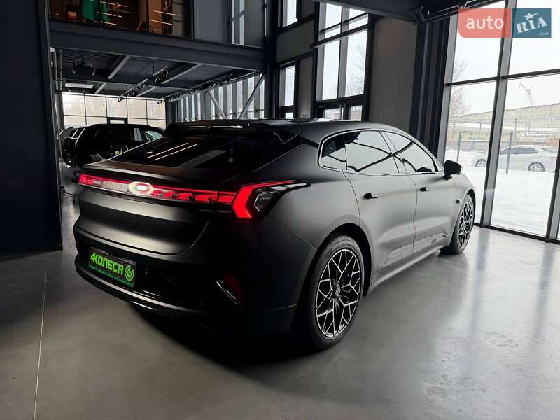 Внедорожник / Кроссовер Zeekr 001 2024 в Киеве