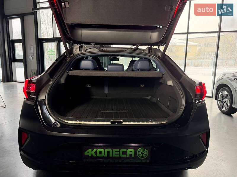 Внедорожник / Кроссовер Zeekr 001 2024 в Киеве