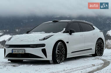 Позашляховик / Кросовер Zeekr 001 2024 в Києві